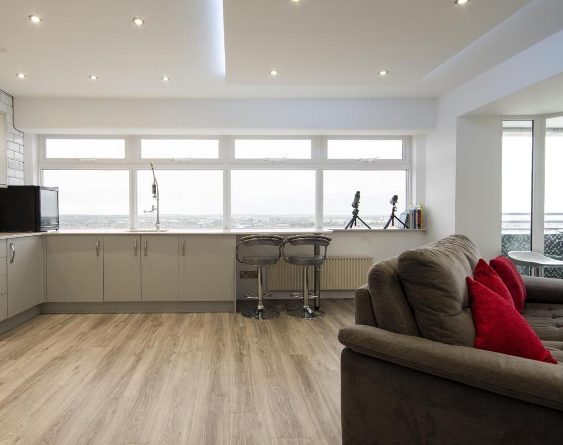 Luxury Panoramic Balcony Swindon Central Exteriör bild
